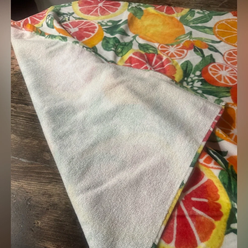 Rachel Zoe Vibrant 6foot, fruit beach towel🍈🍊🍋100% cotton! Cute comfy cozy🍋🍊🍈